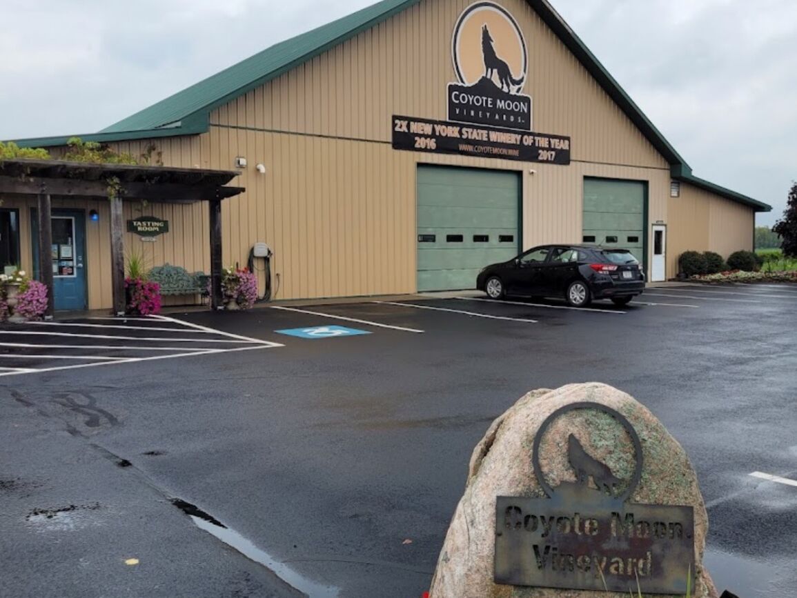 Picture of Coyote Moon Vineyards