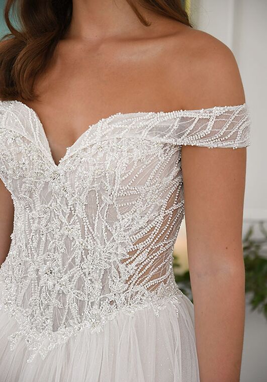Essense of Australia D3288 Ball Gown Wedding Dress - 2