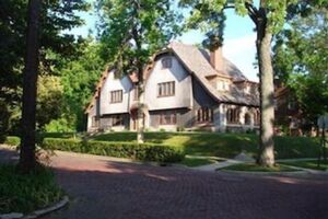 Picture of Leonard at Logan House