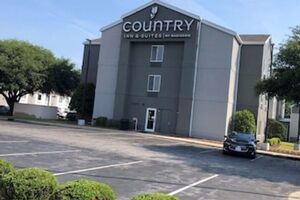 Picture of Country Inn & Suites by Radisson Fayetteville I-95 NC