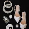 A Chic, Modern Wedding Filled With Baby's Breath at the Baltimore Museum of Art in Maryland