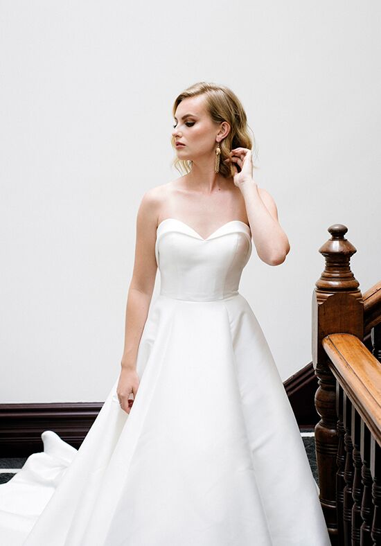 Essense of Australia D3320 Ball Gown Wedding Dress - 1