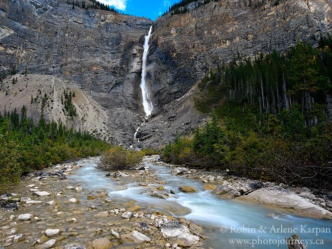 Picture of Takakkaw Falls Parking Lot
