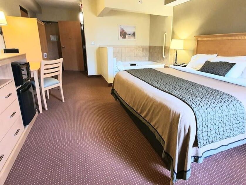 Picture of AmeriVu Inn and Suites - Waconia