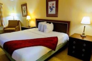 Picture of Red Roof Inn & Suites Thomasville