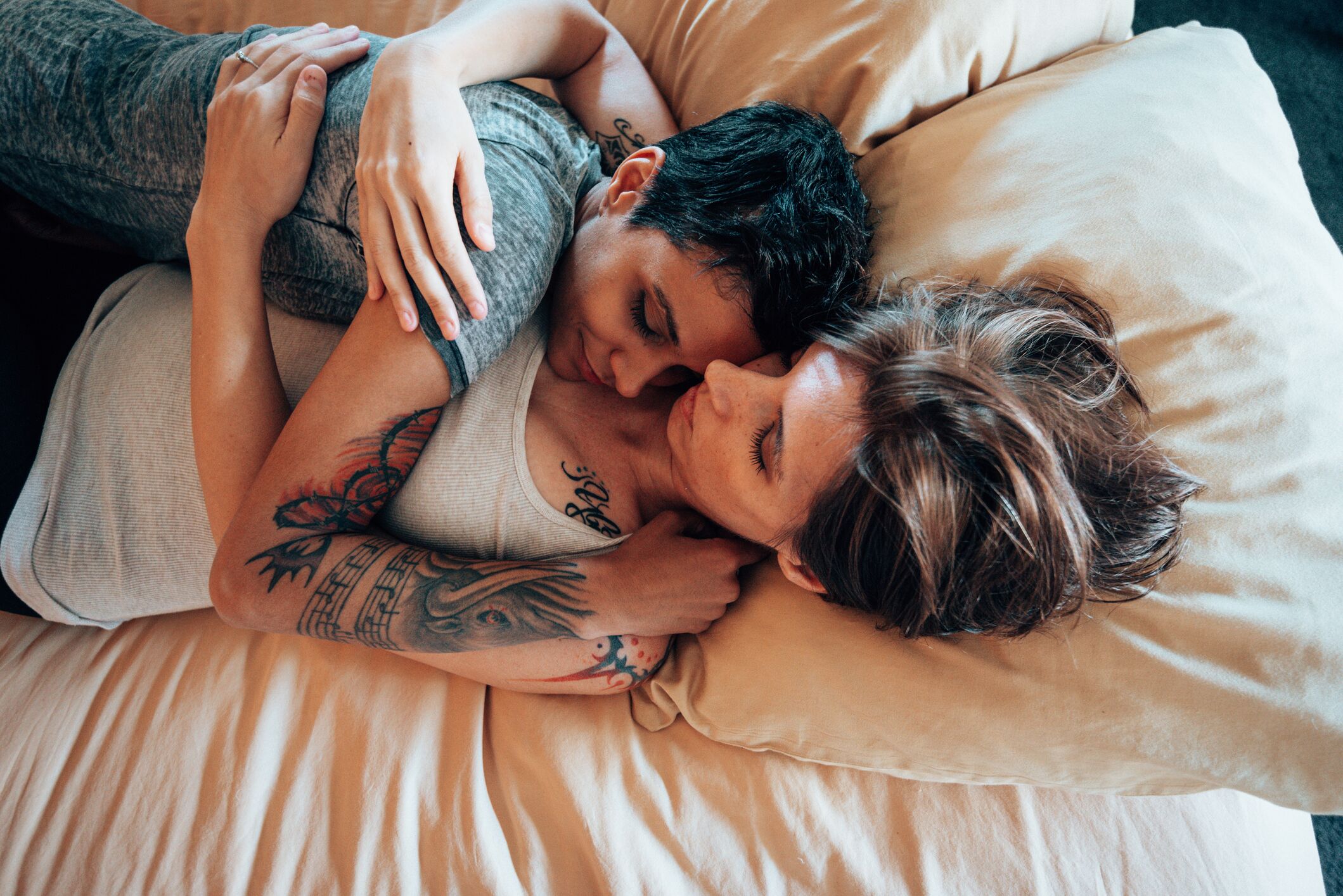 22 Best Sex Questions For Couples According To Experts