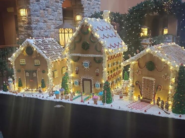 Picture of Gingerbread House Village at Chateau on the Lake
