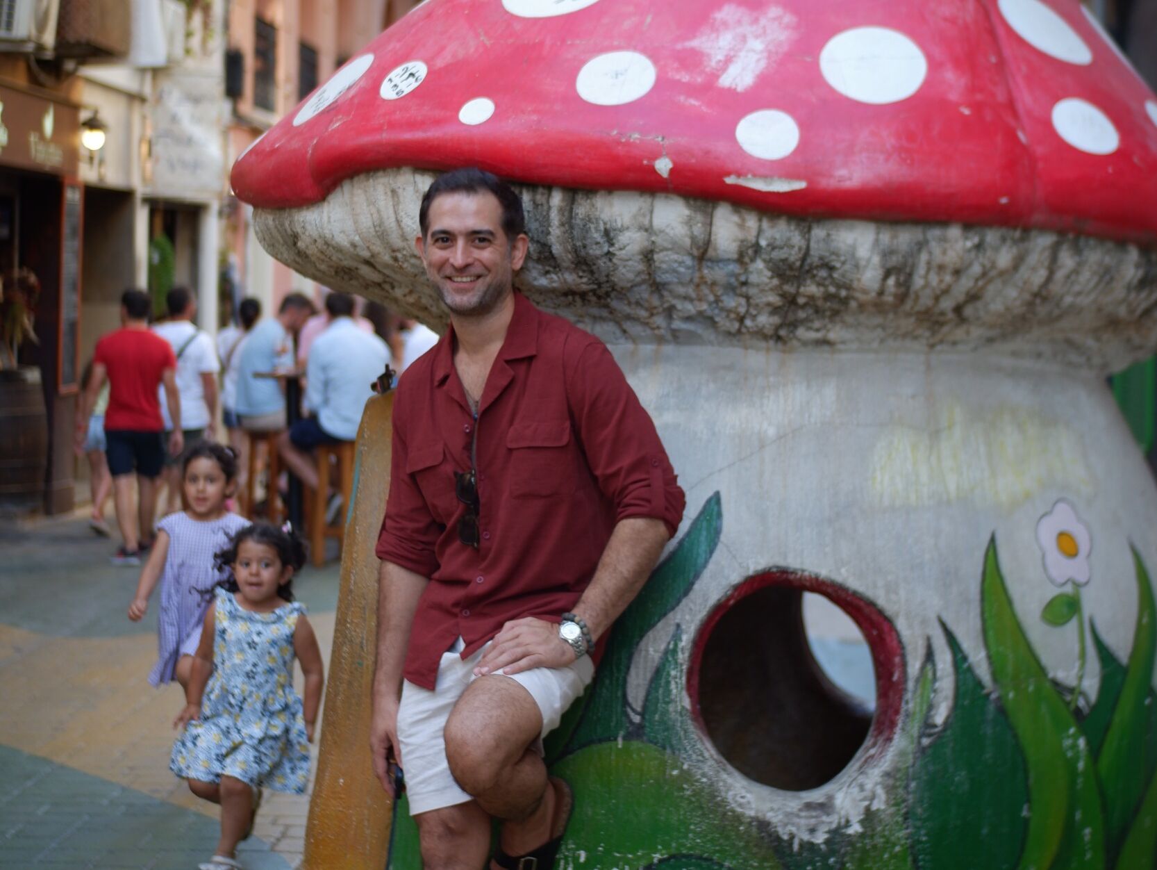 Picture of mushroom street