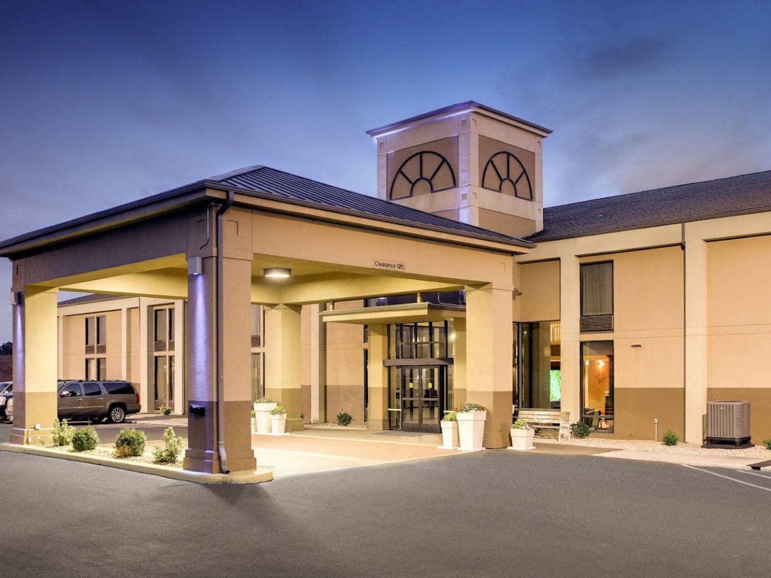 Picture of Holiday Inn Express Marshfield (Springfield Area), an IHG Hotel