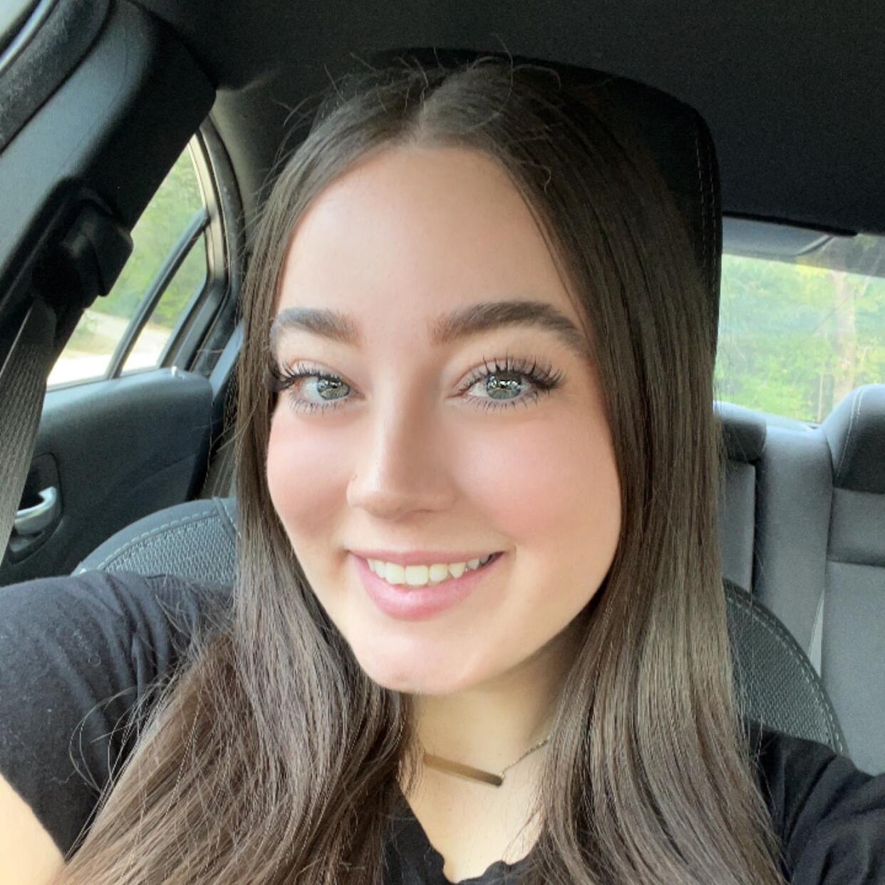 Mikaela Dickenson