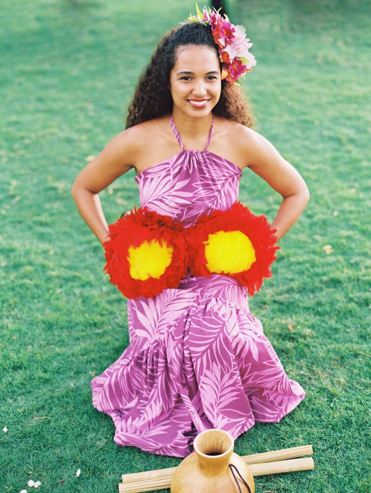 Hawaiian hula dancers welcomed guests to the outdoor reception at Sugarman Estate and taught a few traditional moves.
