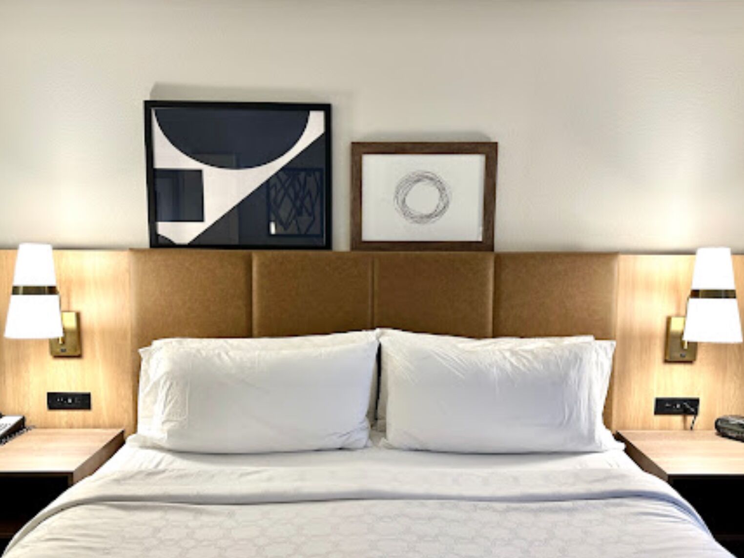 Picture of Staybridge Suites Milwaukee West-Oconomowoc, an IHG Hotel