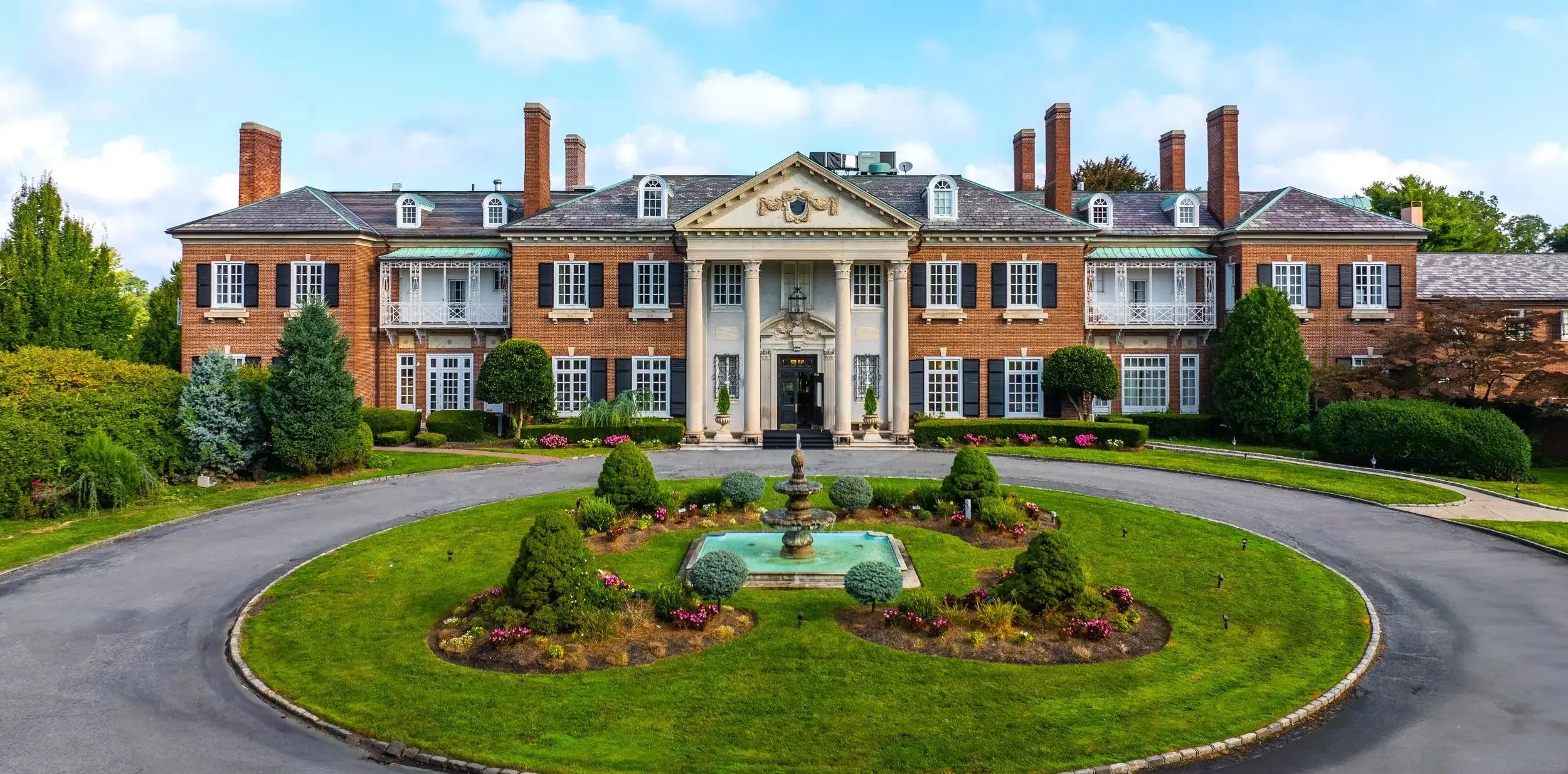 Picture of The Mansion at Glen Cove