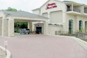Picture of Hampton Inn & Suites Fredericksburg