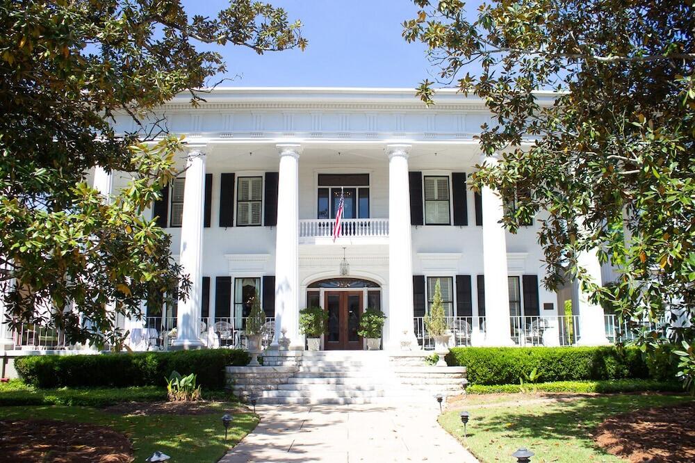 Picture of 1842 Inn