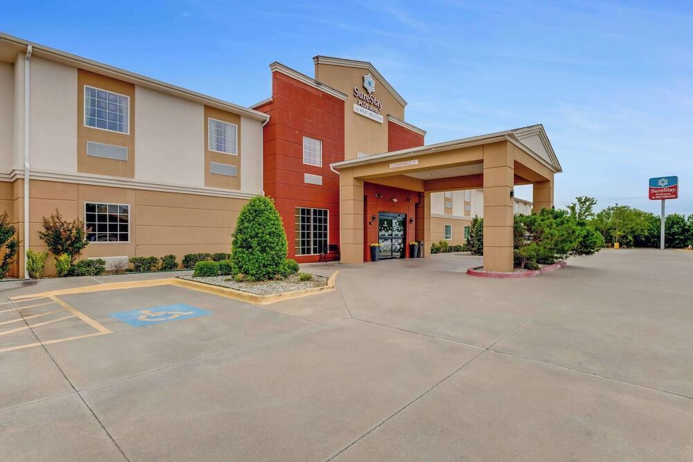 Picture of SureStay Plus Hotel by Best Western Owasso Tulsa North