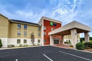 Picture of Holiday Inn Express & Suites Crossville an IHG Hotel