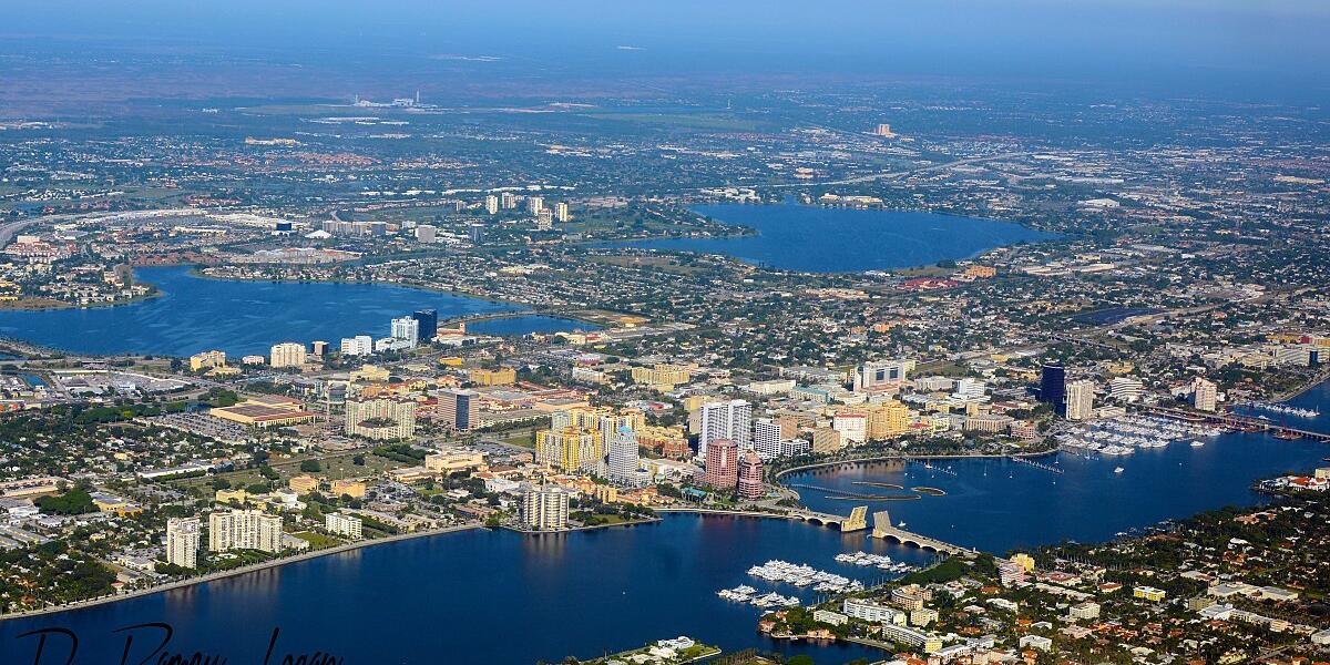 Picture of Palm Beach International Airport (PBI) 
