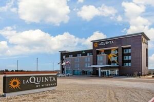 Picture of La Quinta Inn & Suites by Wyndham Sweetwater East