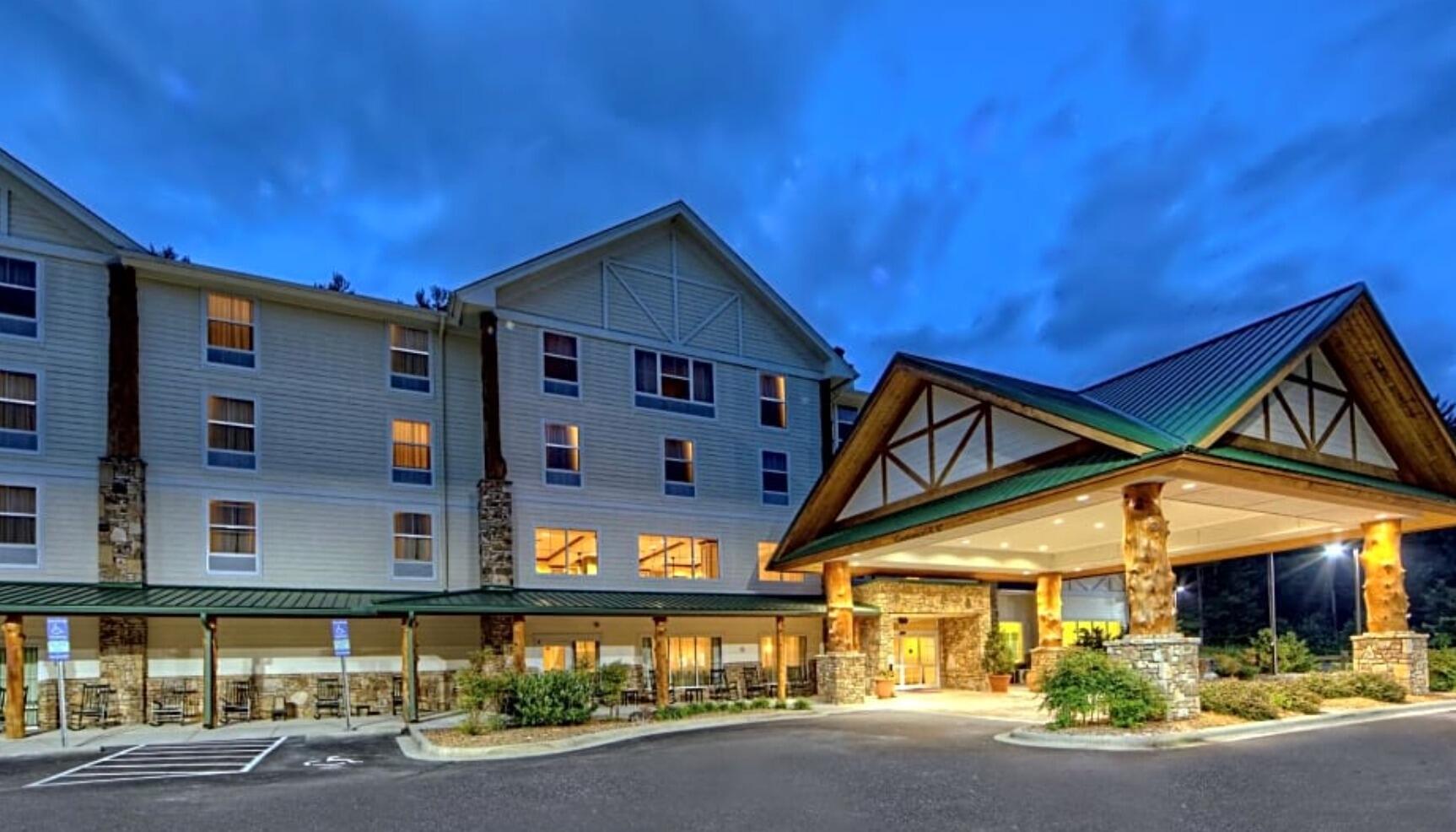 Picture of Hampton Inn & Suites-Cashiers/SapphireValley