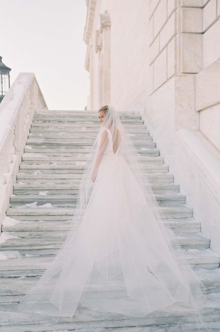 Bride with Veil at Detroit Institute of Arts Wedding