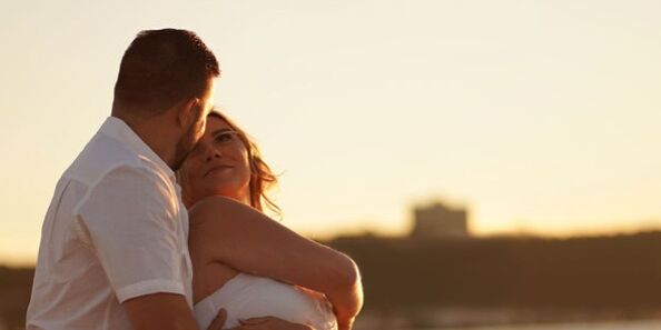 Courtney & Brian Home Page Banner