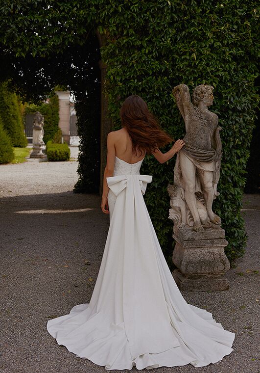 Justin Alexander Isdora Fit-and-Flare Wedding Dress - 2