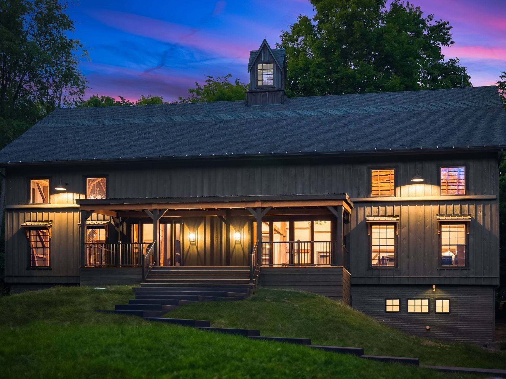 Picture of Luxury Barn Retreat near Mohican River