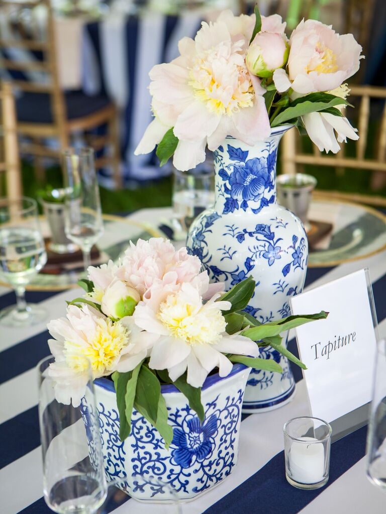 Blue china floral centerpieces.