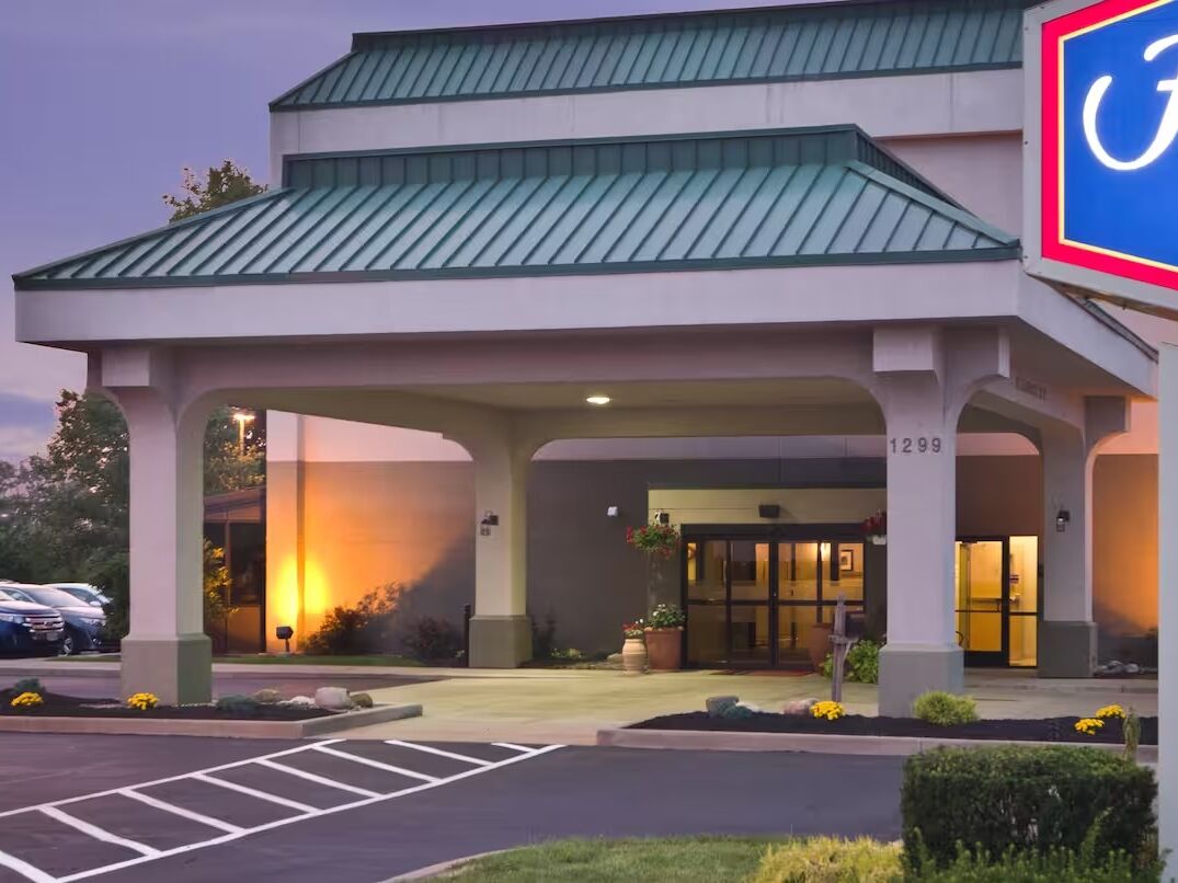 Picture of Hampton Inn New Philadelphia