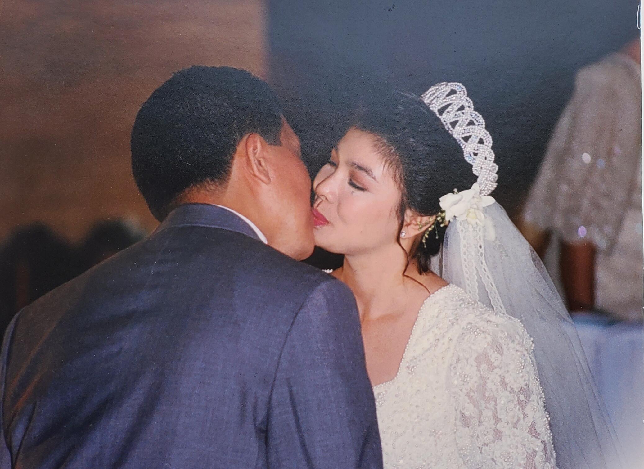 Picture of The Kiss