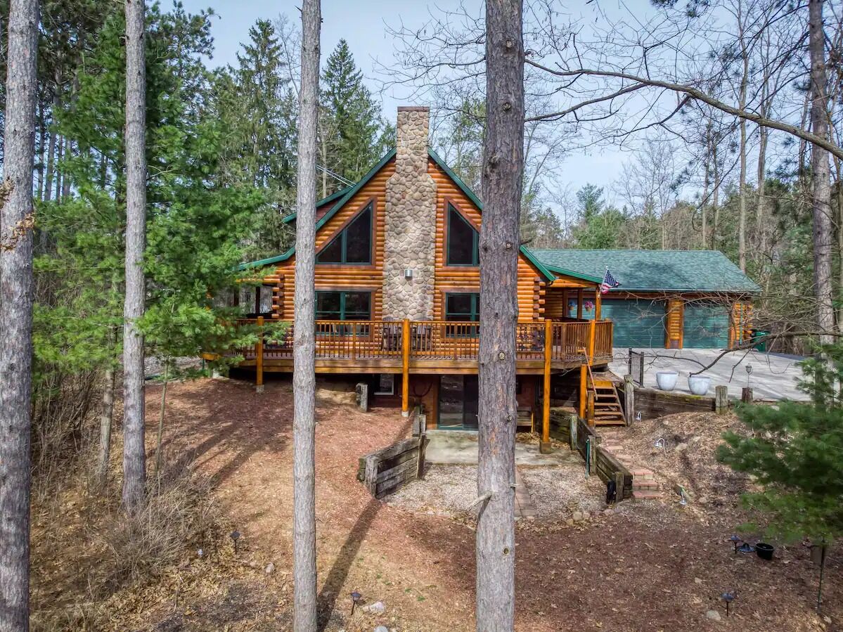 Picture of Airbnb Log Cabin