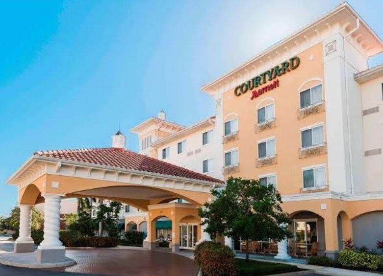 Picture of Courtyard By Marriott Fort Myers