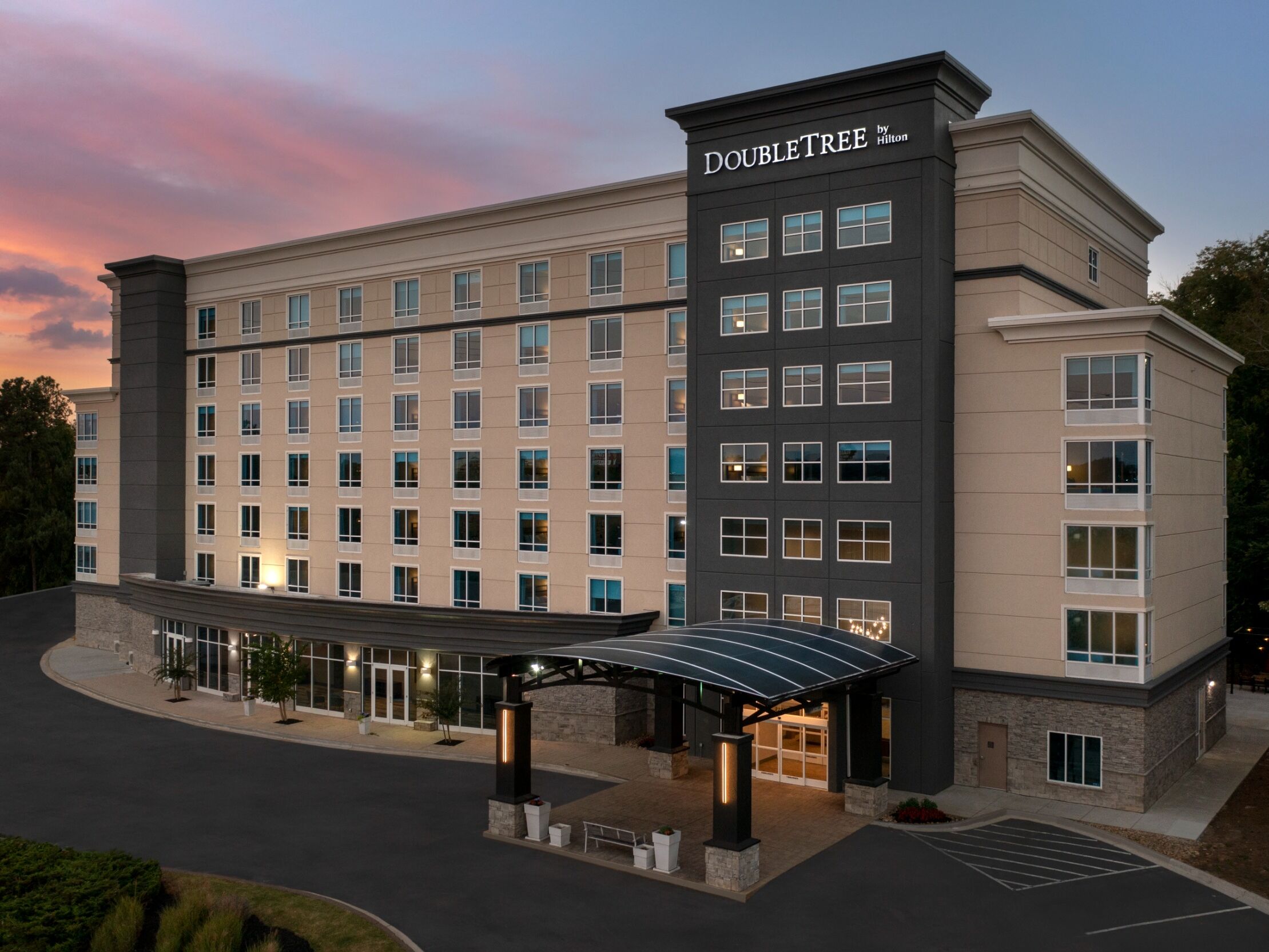 Picture of DoubleTree by Hilton Chattanooga Hamilton Place