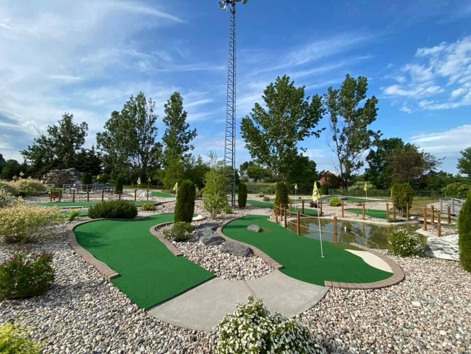 Picture of Alex Bay 500 Golf Carts And Mini Golf