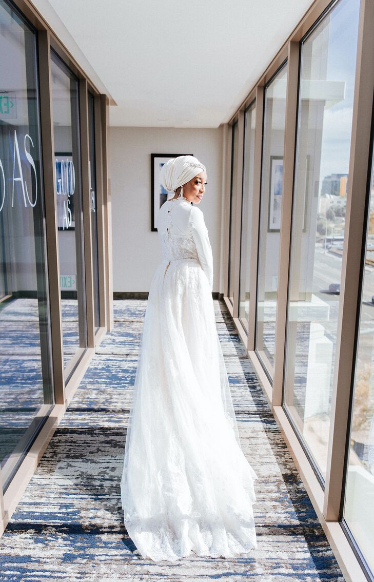 Bride Getting Ready for Wedding at Sandbox in San Diego, California