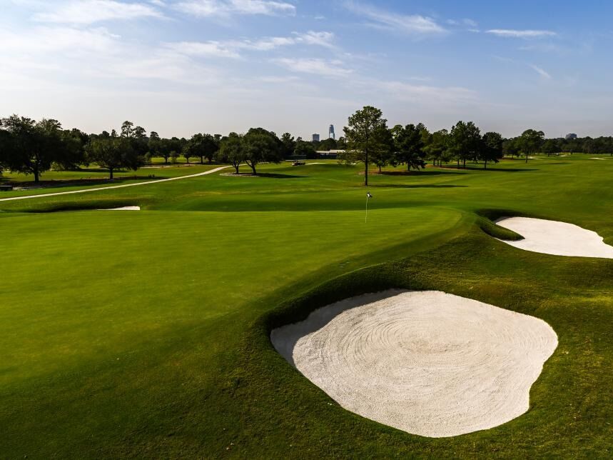 Picture of Memorial Park Golf Course and Driving Range
