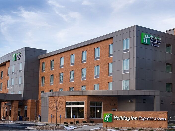 Picture of Holiday Inn Express & Suites Madison Central