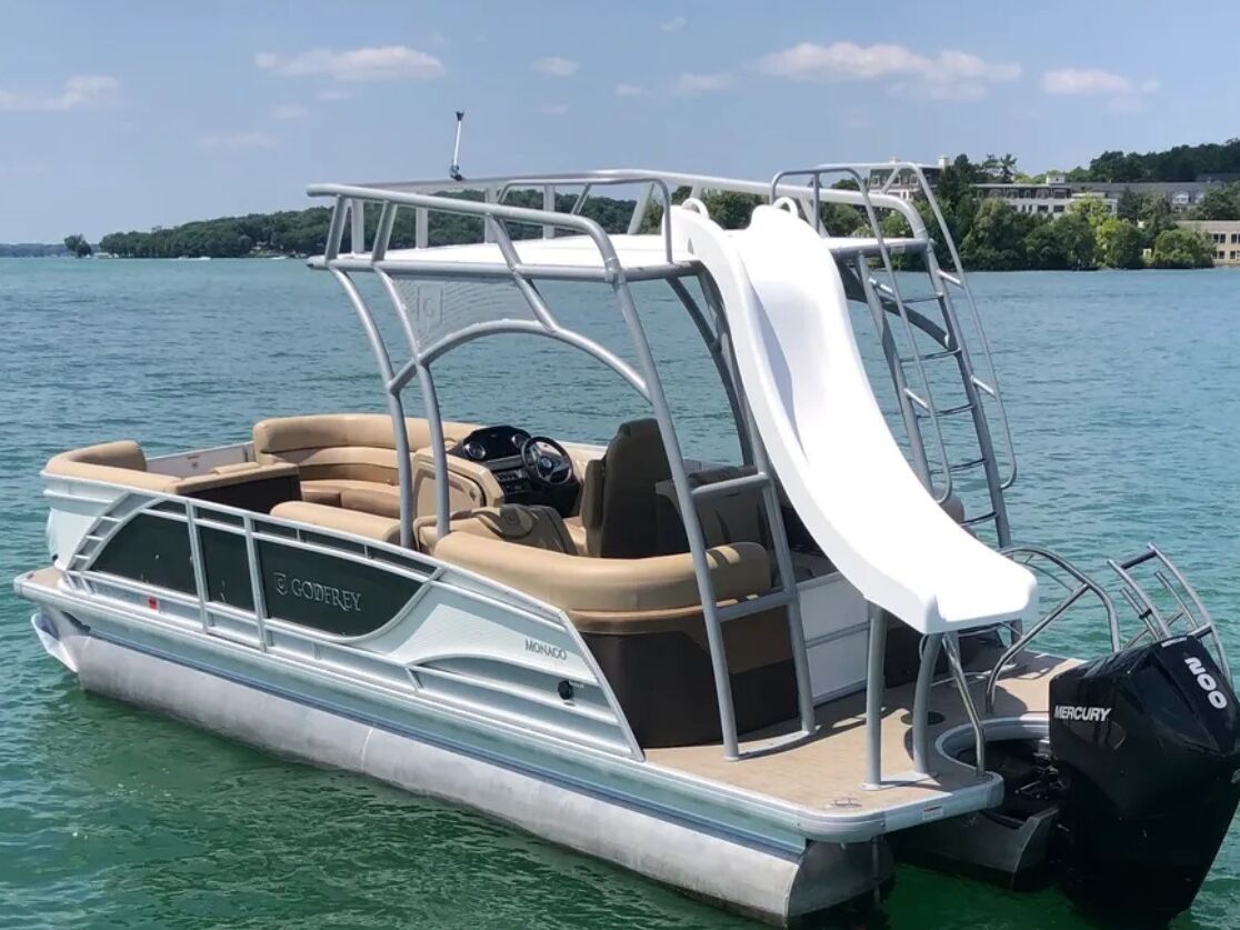 Picture of Pierless Boat Rentals