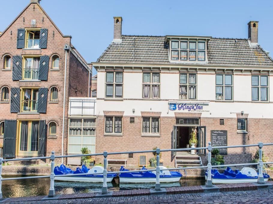 Picture of King's Inn City Hostel, Hotel & Restaurant