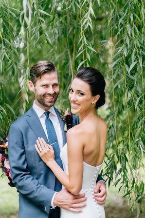 Elegant Bride and Groom Under a Willow Tree
