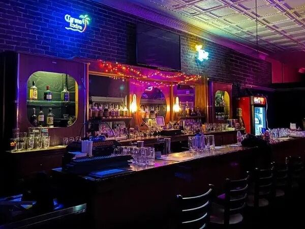 Picture of Duggers Bar & Grill