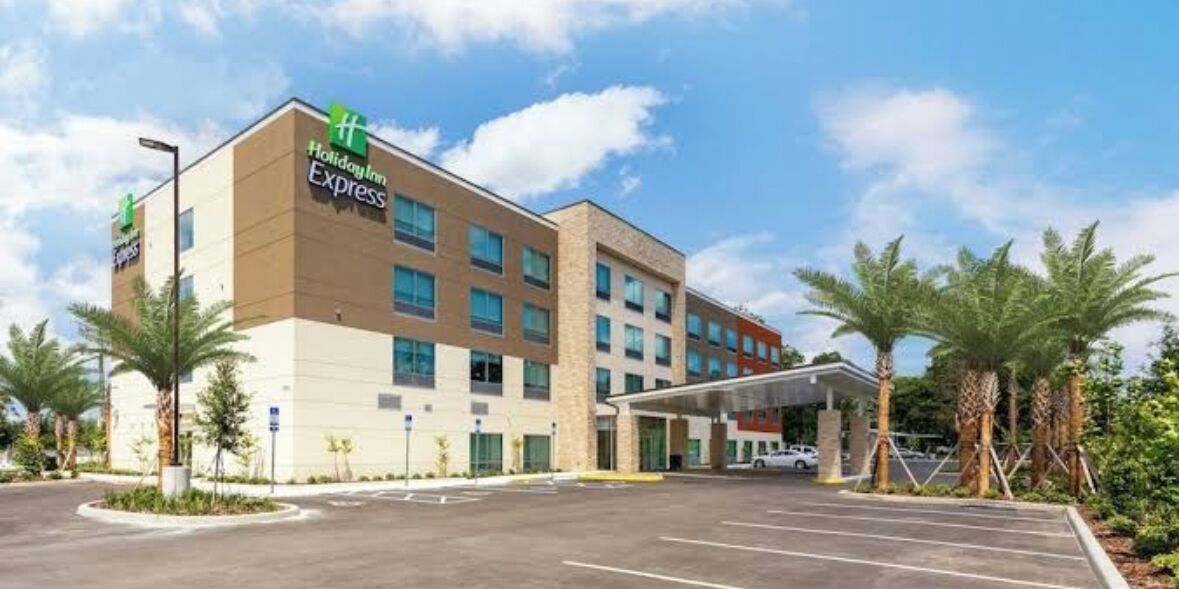 Picture of Holiday Inn Express - Starke, Florida 