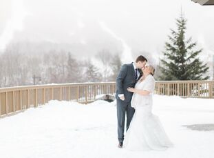 Having always dreamt of a winter wedding, Hayley Kuhn (30 and a physician) knew fresh snow was absolutely necessary to bring her alpine vision to life
