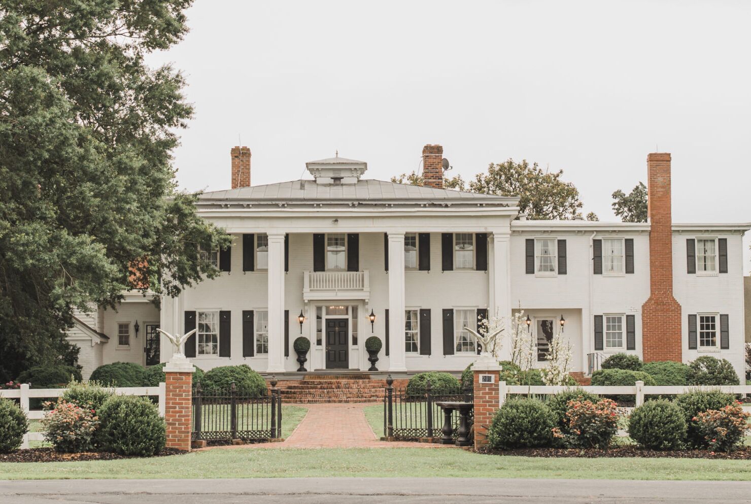 Picture of Hollyfield Manor
