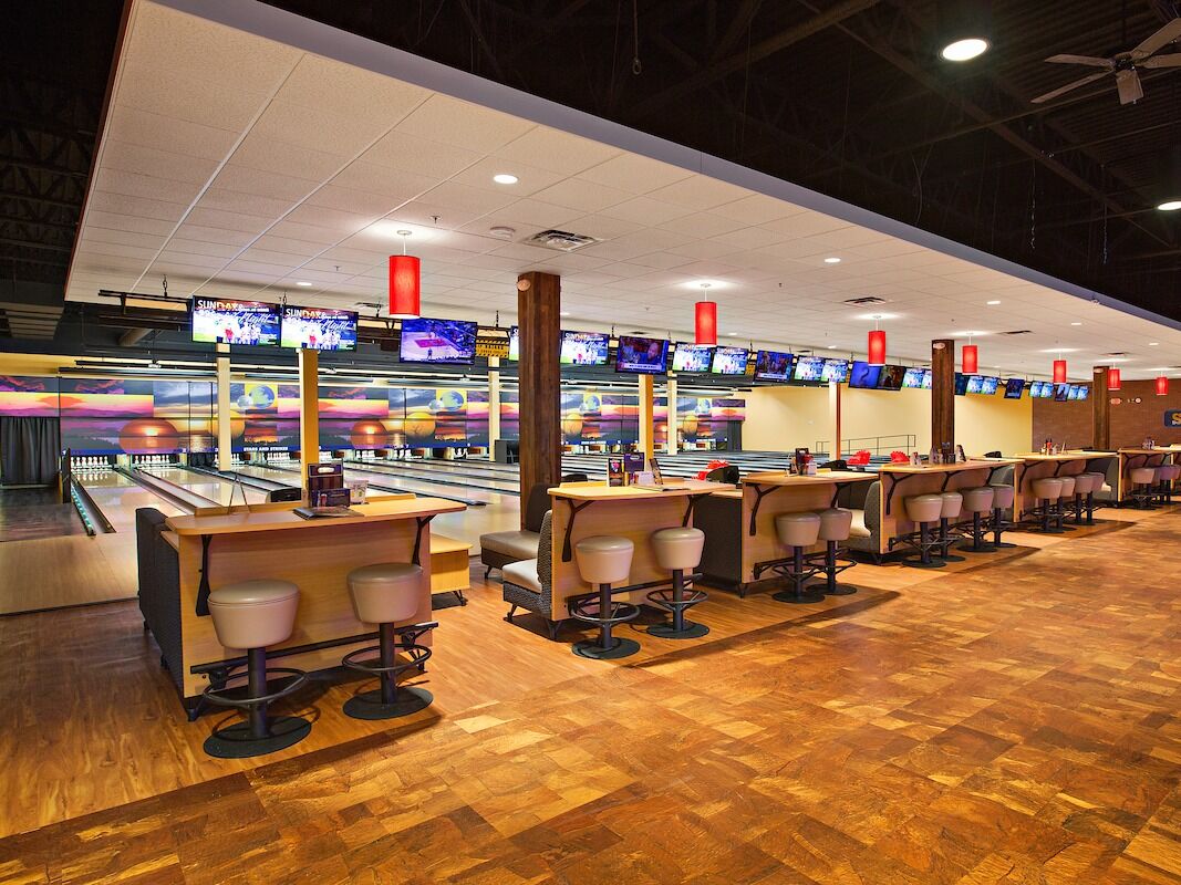 Picture of Stars and Strikes Family Entertainment Center