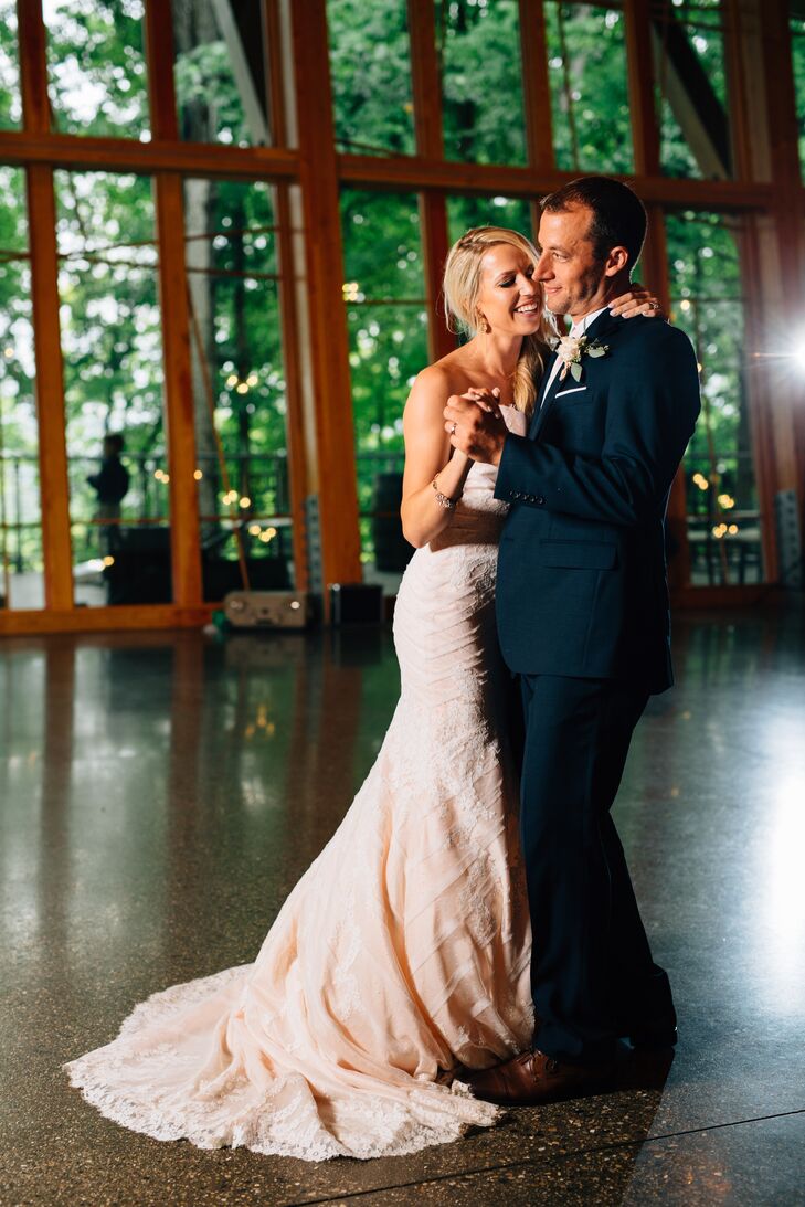 Bissel Tree House First Dance