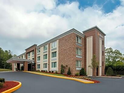 Picture of La Quinta Inn & Suites By Wyndham Sturbridge