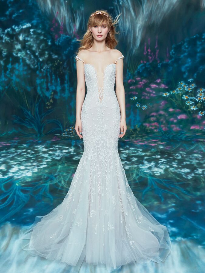 Ines Di Santo off-the-shoulder trumpet gown