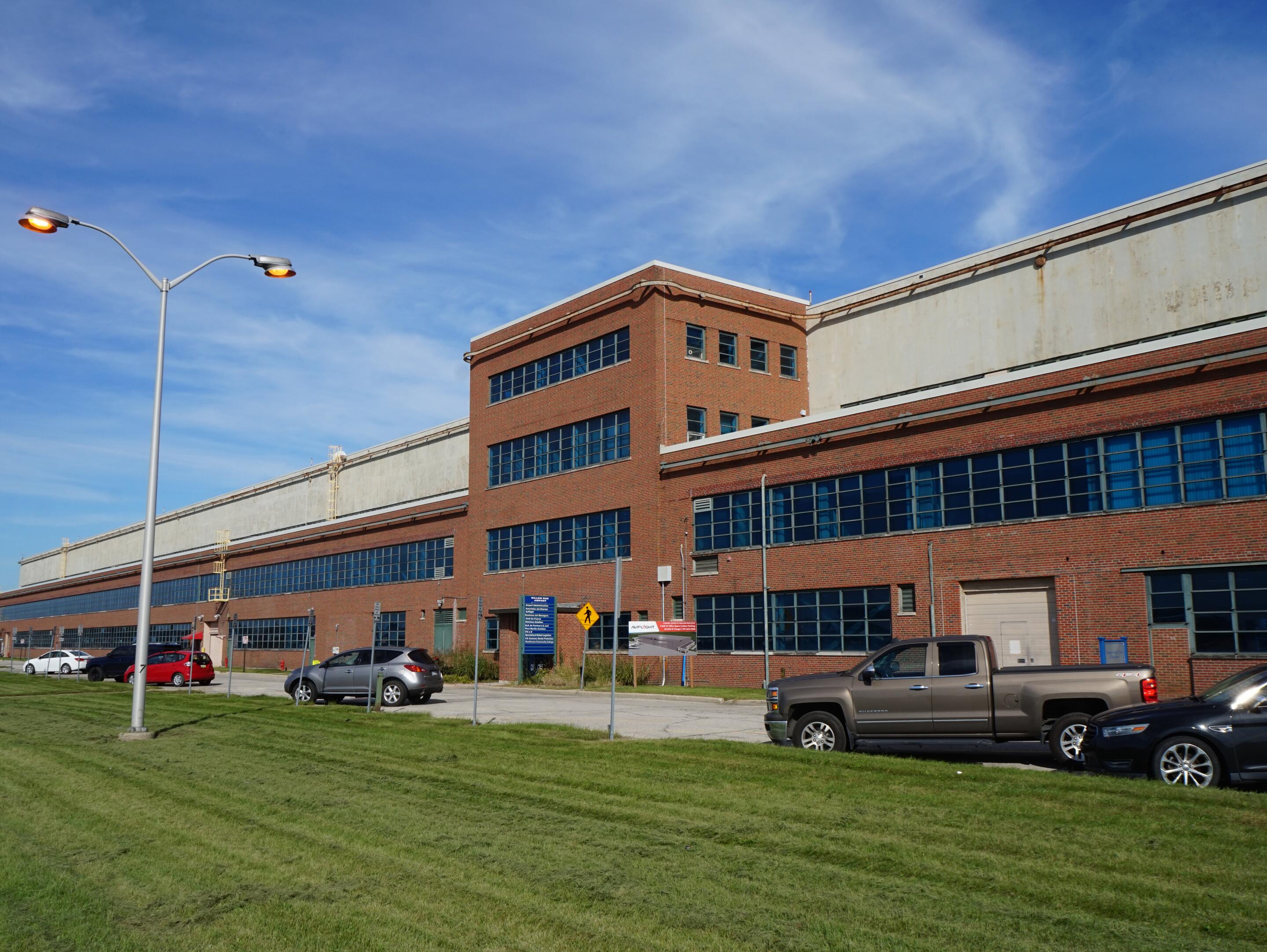 Picture of Willow Run Airport